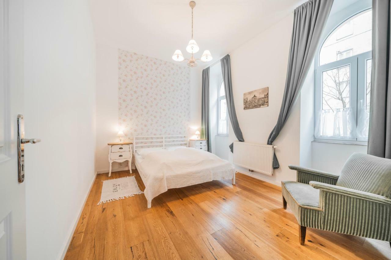 Vienna-Vintage-Apartment Luaran gambar