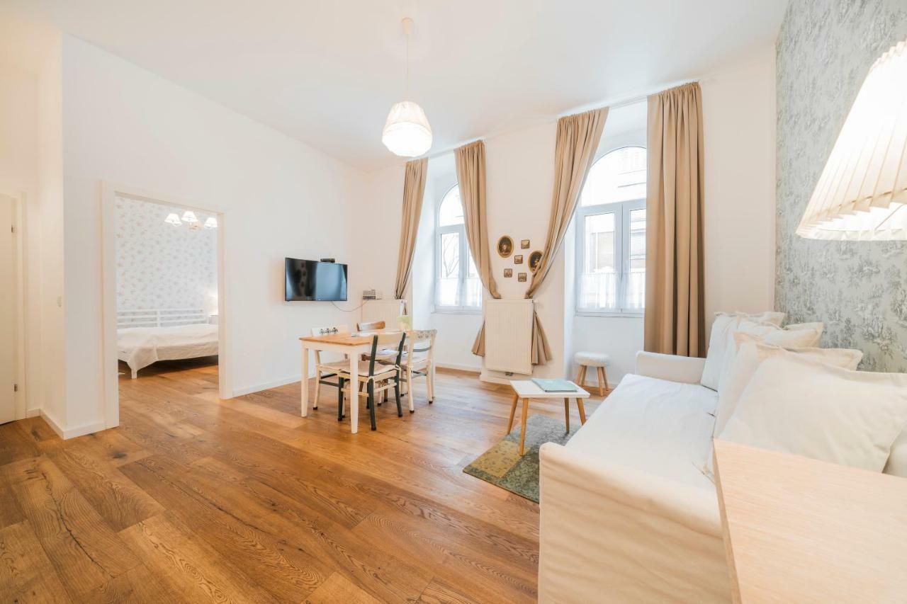 Vienna-Vintage-Apartment Luaran gambar