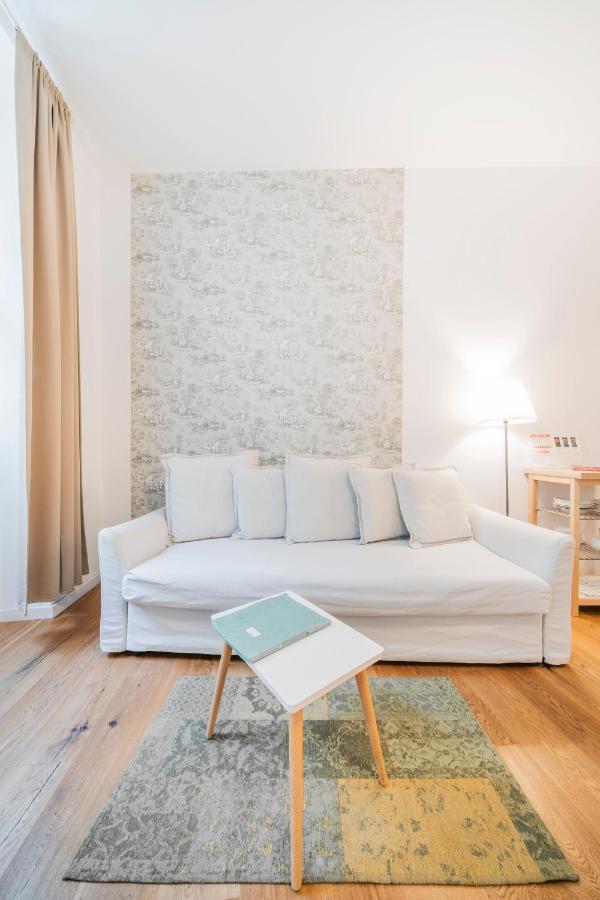 Vienna-Vintage-Apartment Luaran gambar
